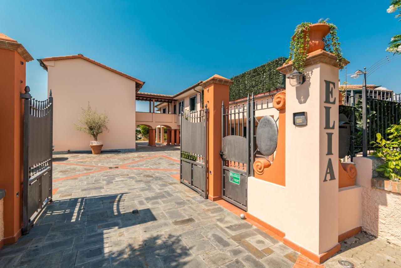 Hotel La Pietra Restaurant Fosdinovo Kültér fotó