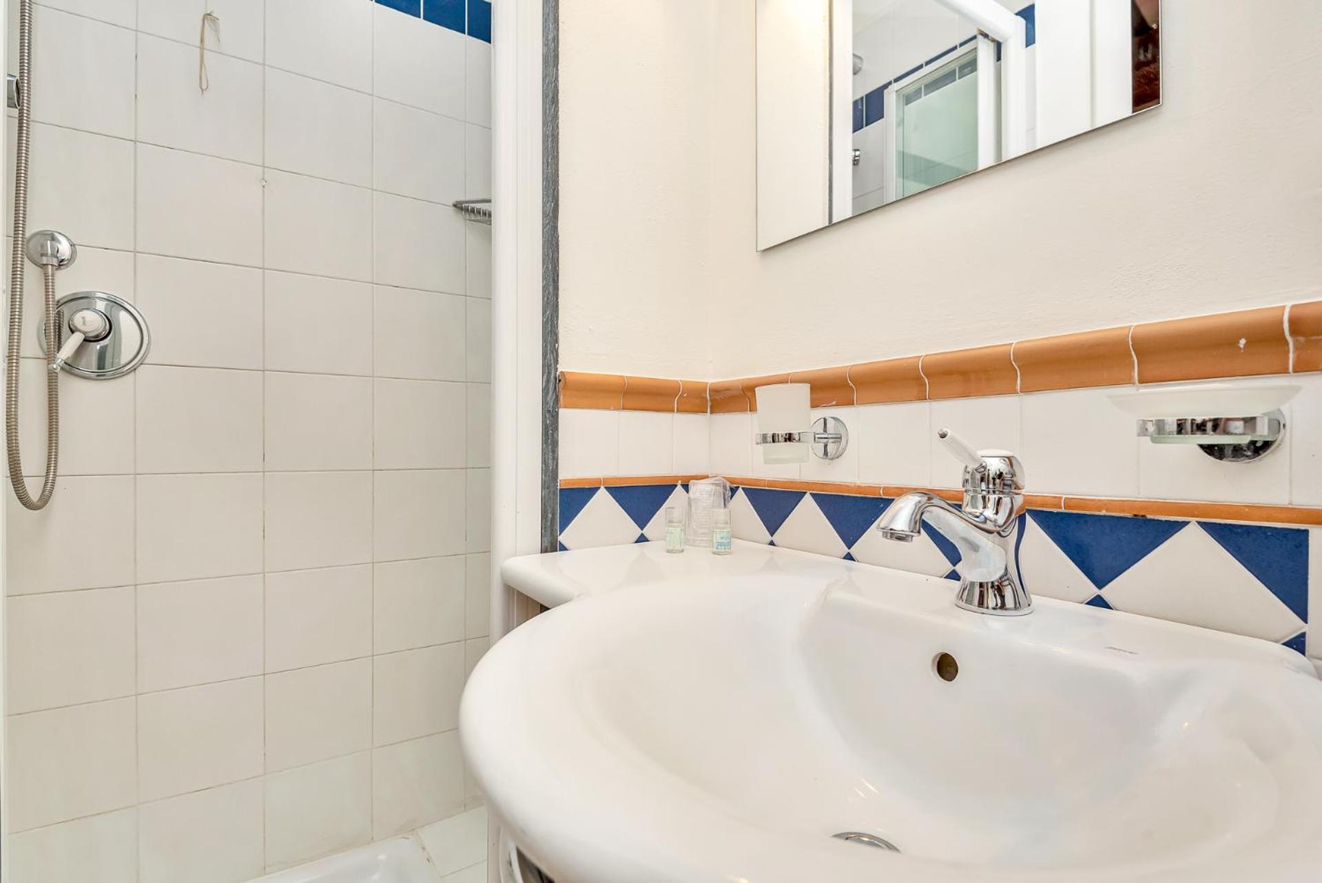 Hotel La Pietra Restaurant Fosdinovo Kültér fotó